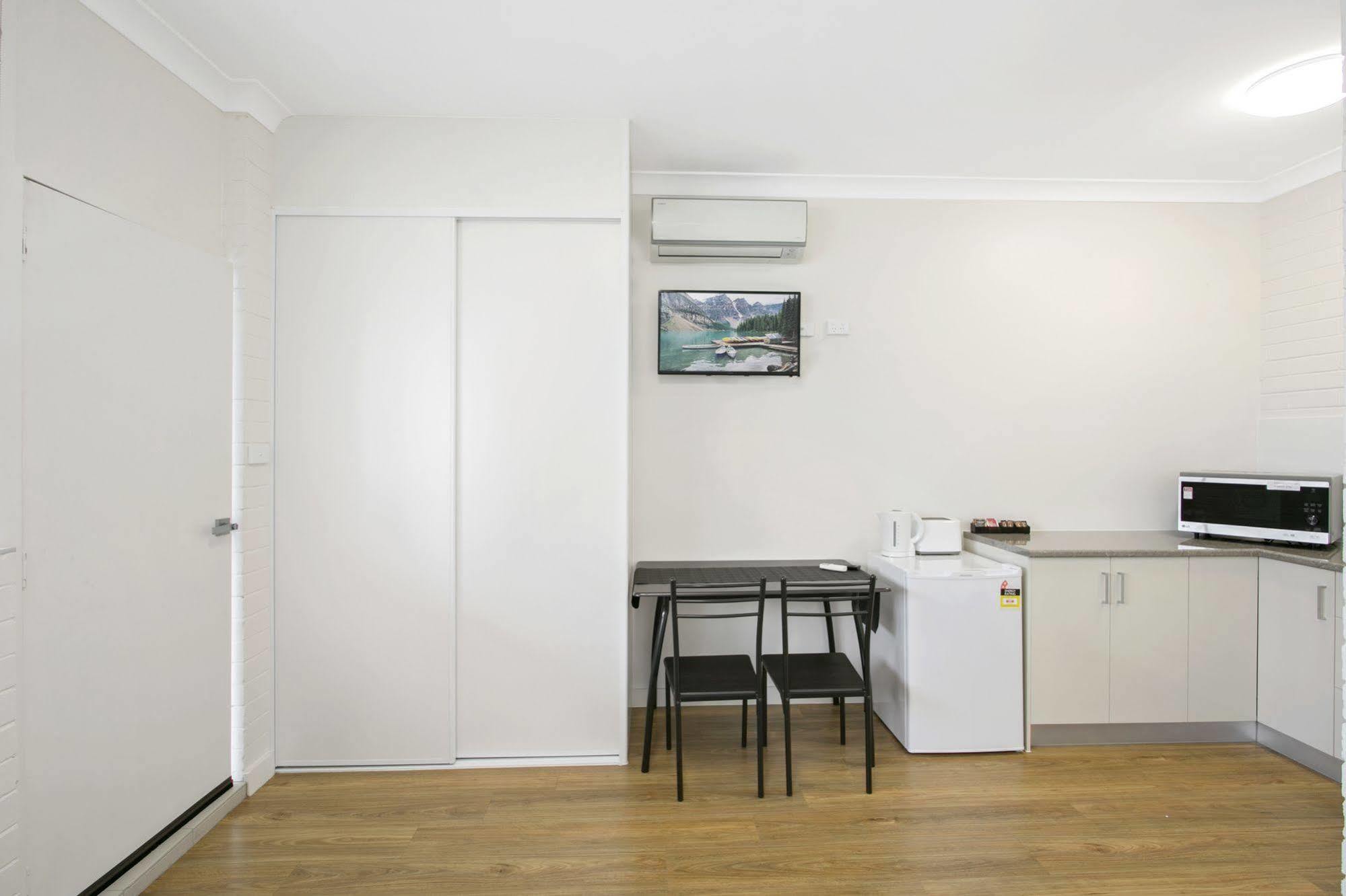 Australian Community Villages Bankstown Exteriör bild